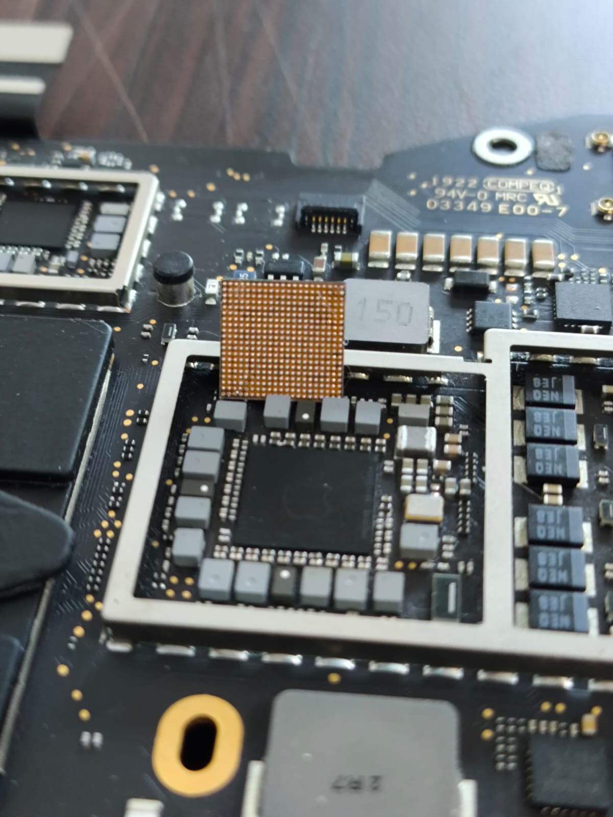 Servis MacBook Jogja - Service Trackpad